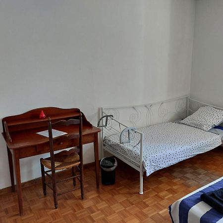Chambre Dans Villa Marseille Bagian luar foto